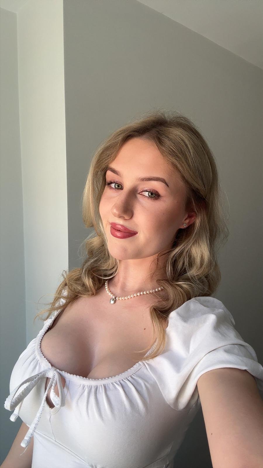 Scarlett xox